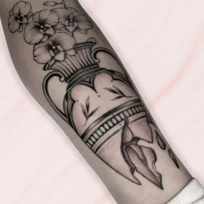 Blackwork (19) Blackwork (19)